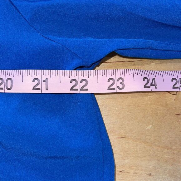 Under Armour Womens Two-tone Colorblock Full Zip Hooded Jacket Blue Small NWT‎ - Picture 10 of 11